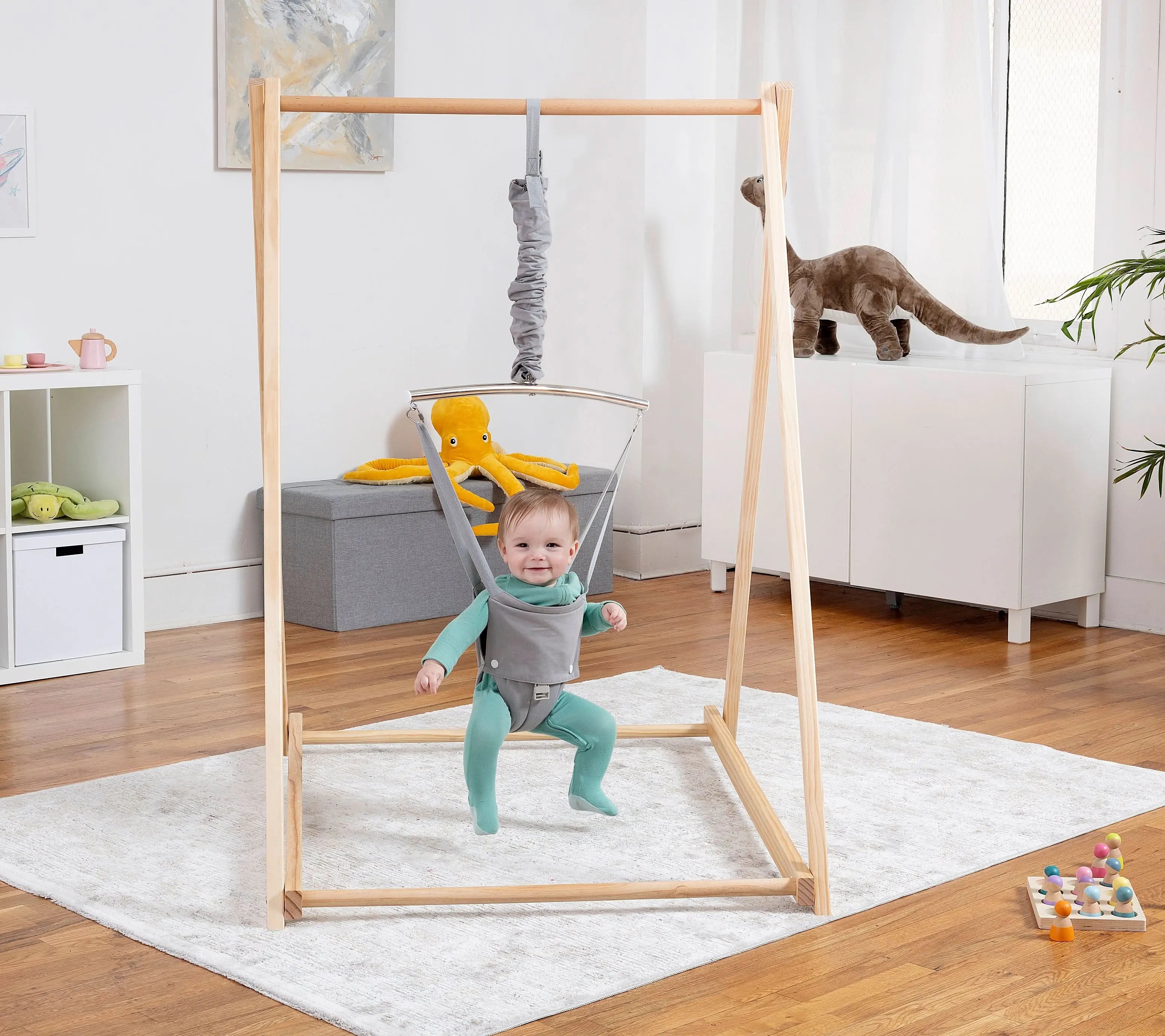 Tulip | Foldable Baby Bouncer - Gray Avenlur.com
