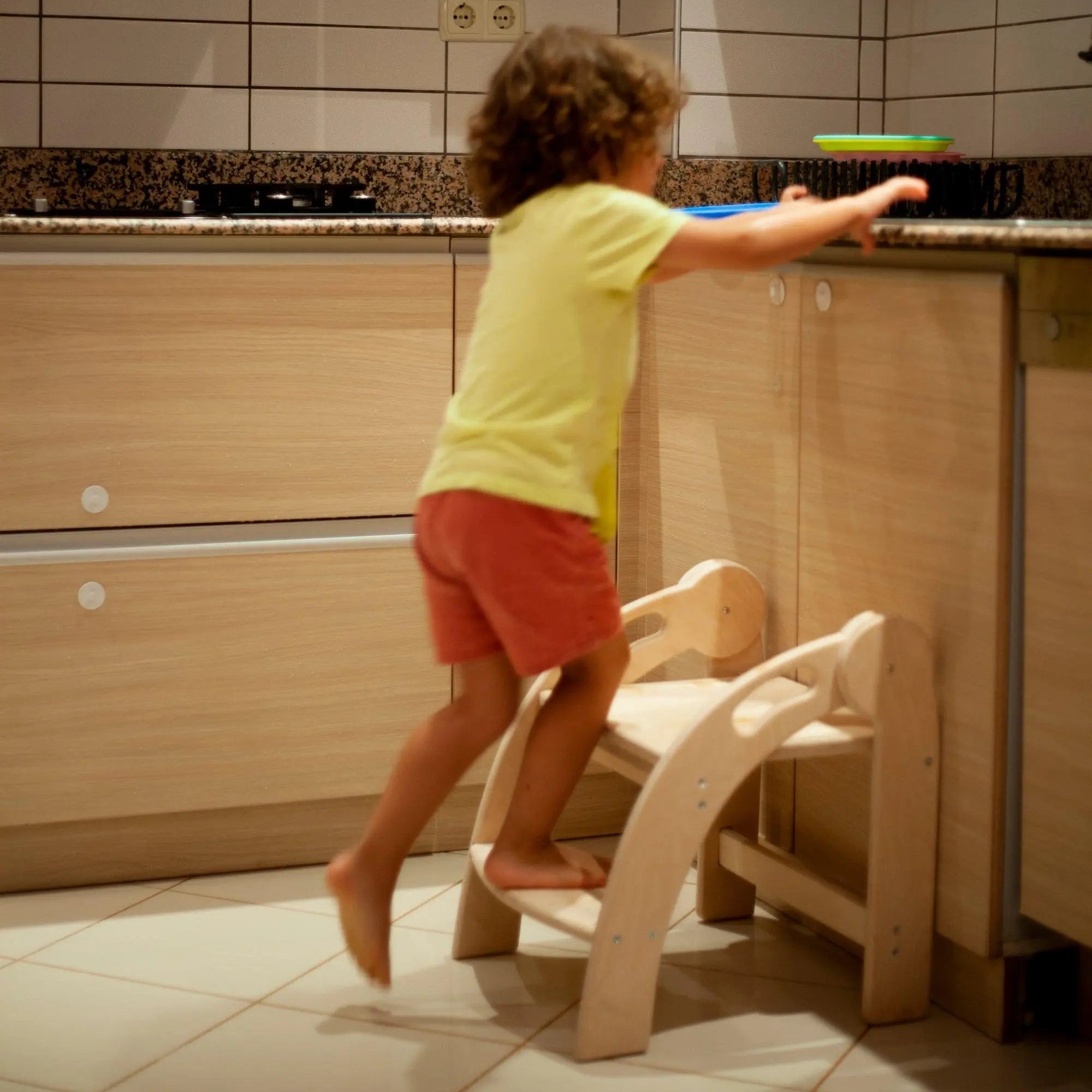 Foldable Montessori Kitchen Step Stool Red Oceanus