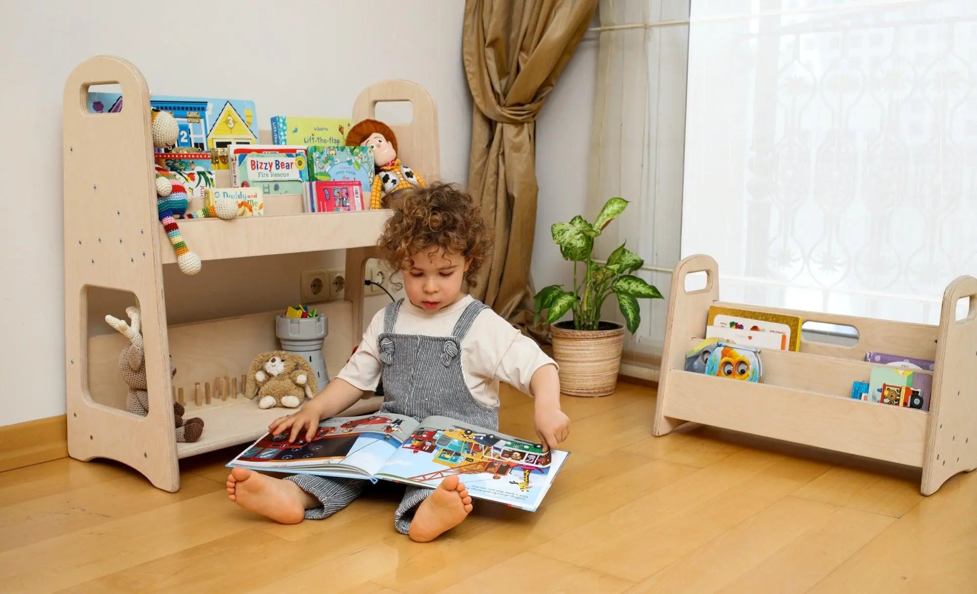 Wooden Bookshelf Seaside-Montessori